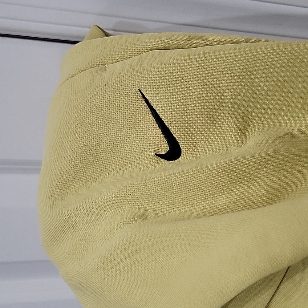 NWT Women's Nike OVERSIZED sweatpants - Picture 9 of 9